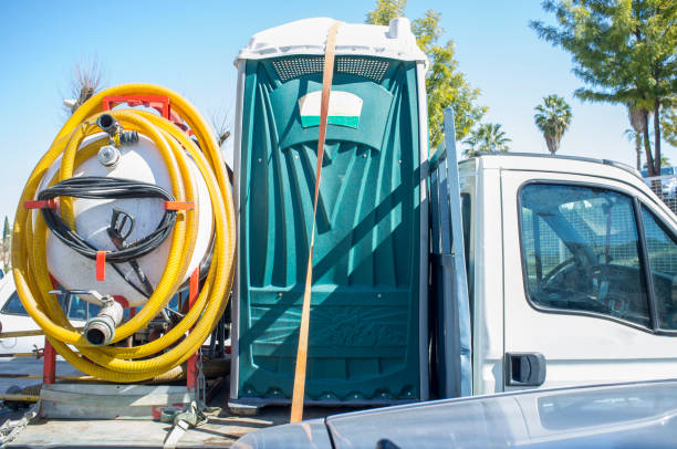 Portable Toilet Options We Offer in Terre Du Lac, MO